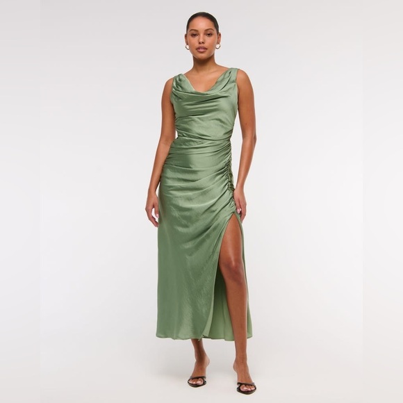 Abercrombie and Fitch Green Satin Cowl Neck Maxi Dress Large Petite - thefunkyskunk.ie Abercrombie and Fitch Green Satin Cowl Neck Maxi Dress Large Petite - thefunkyskunk.ie